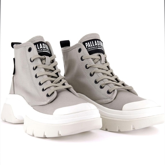Palladium Shoes - Womens Palladium Pallawave Sneaker Boot - Dune -Free People Paris France
